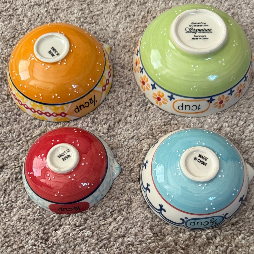 Signature Nesting Measuring Bowls - Picture 4 of 8